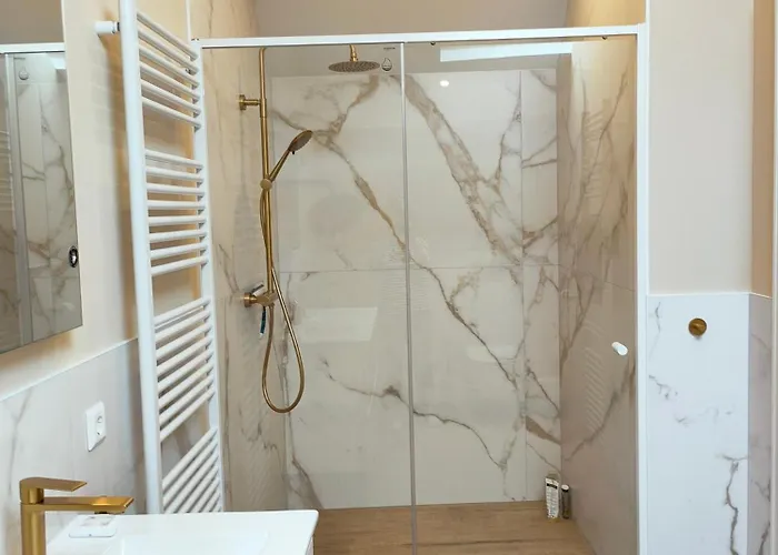 In De Roos Oda ve Kahvaltı